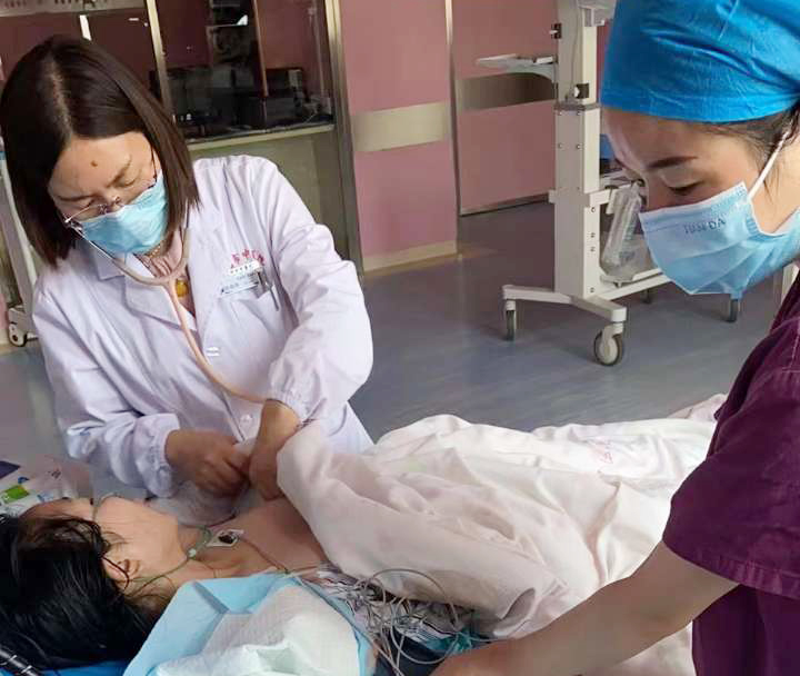 我院抢救一名13岁溺水儿童